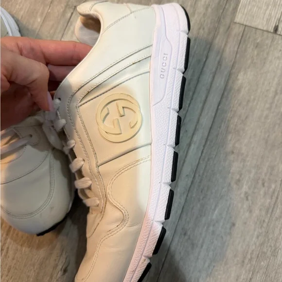 Gucci Off-White Leather Sneakers - Picture 3 of 5